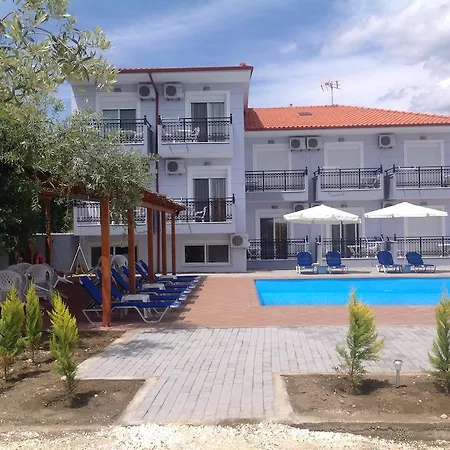 Apartment Platanos
