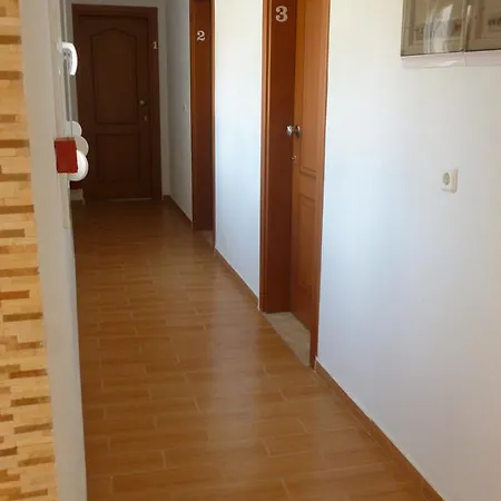 Apartment Platanos
