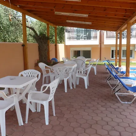 Apartment Platanos