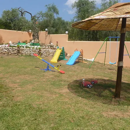 Апартаменты Platanos *